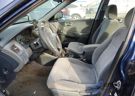 2001 Honda Accord Dx z USA, uszkodzony, nr VIN 1HGCF85441A075044